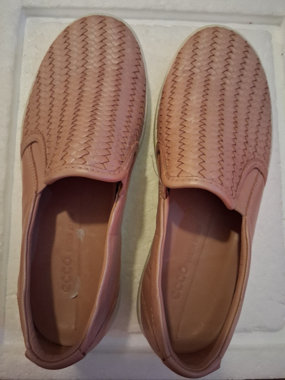 Ecco Soft 7 Woven Slip On  Powder Pink Loafer Sneaker Size 39